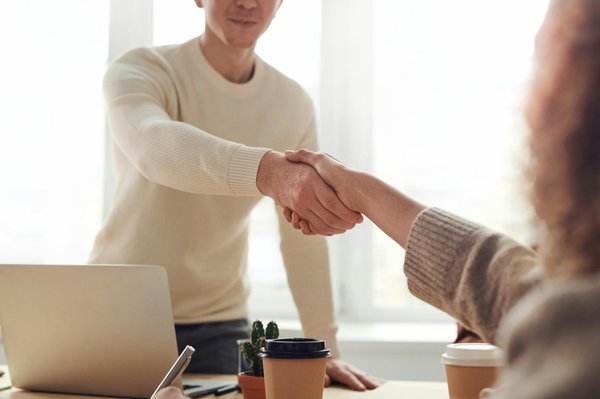 Comment choisir une formation en gestion de la relation client adaptée à vos besoins