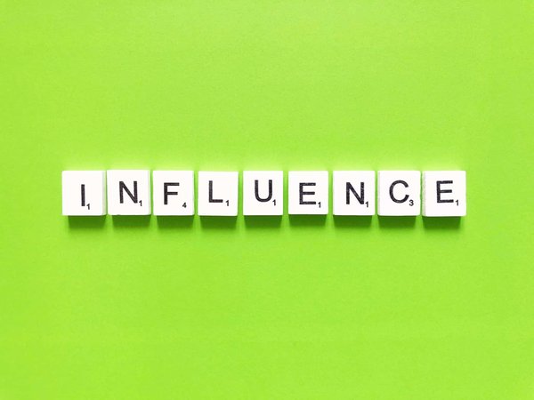 Comment exploiter le pouvoir des témoignages client dans sa stratégie marketing