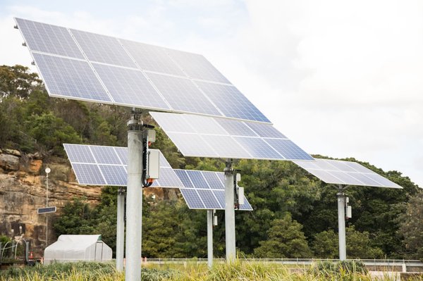 Installateur de panneau solaire : 4 critères à considérer pour choisir le meilleur artisan