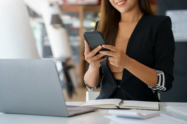 Optimisez votre communication avec l'envoi de SMS groupé